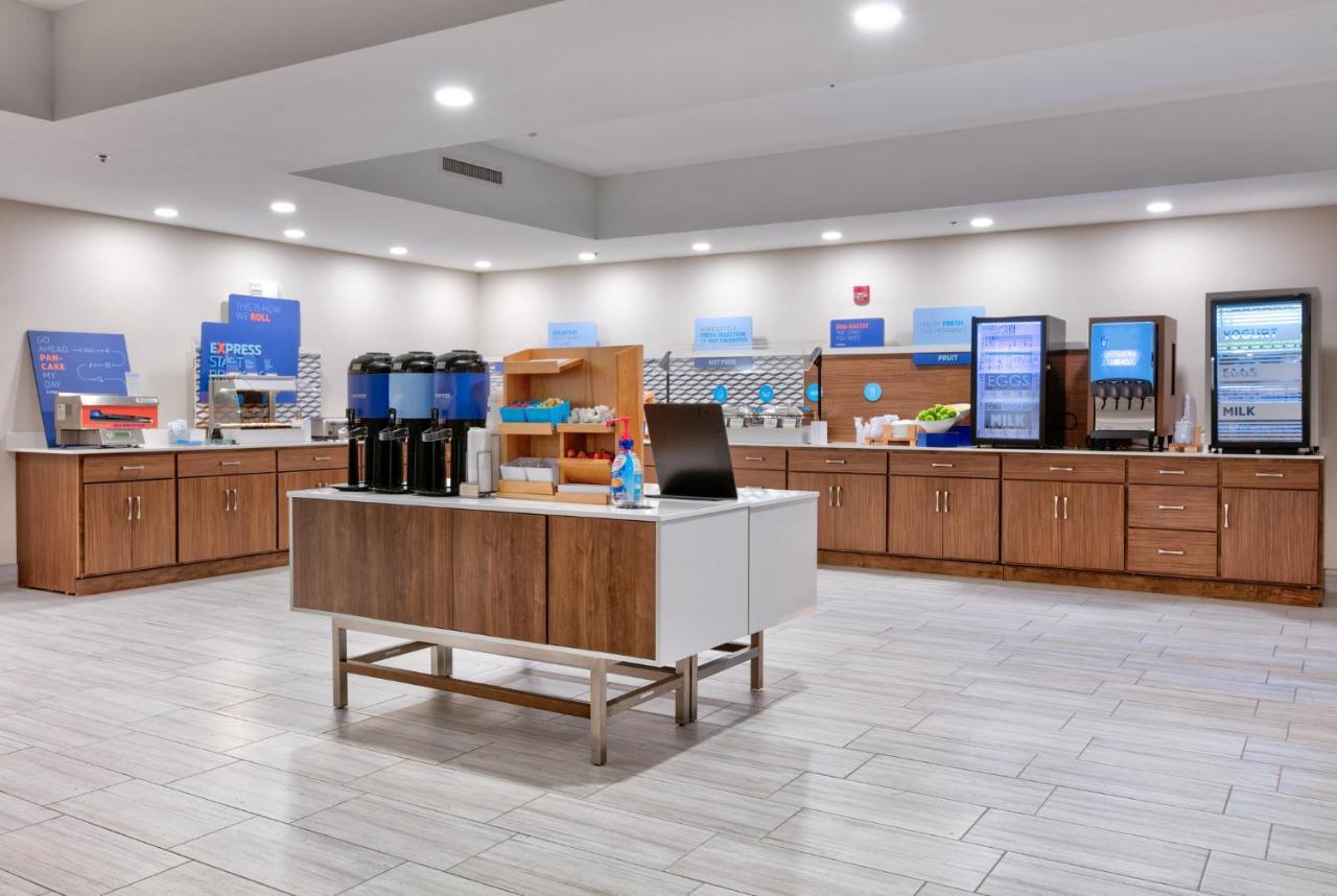 Holiday Inn Express Hotel & Suites Shakopee By Ihg Exterior foto
